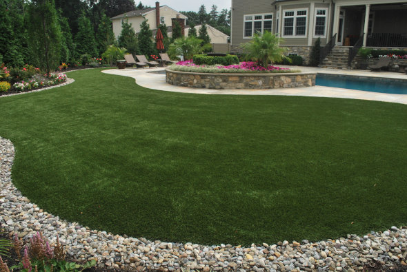 Artificial grass lawn in Greenwich